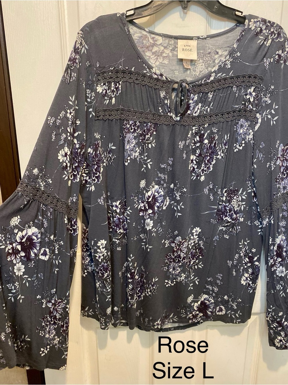 Knox Rose Gray Floral Lace-Trim Long Sleeve Top